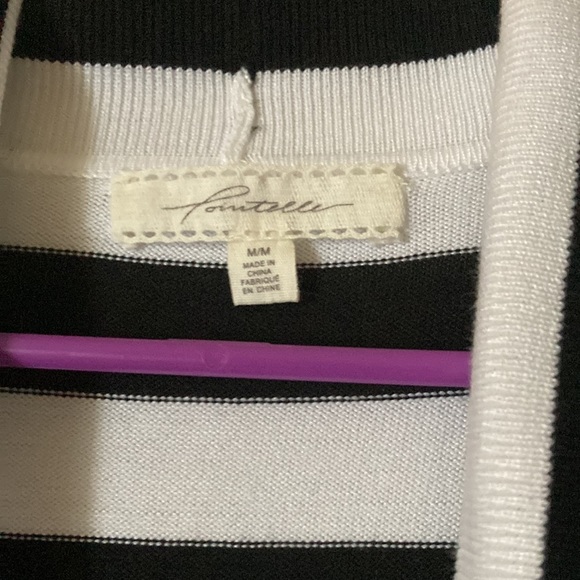 Longer sweater black and white stripes long sleeves medium - Picture 2 of 2